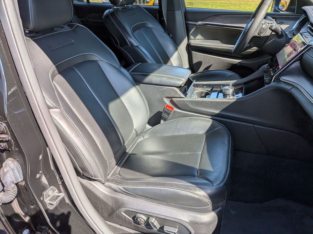2023 Jeep Grand Cherokee L Overland