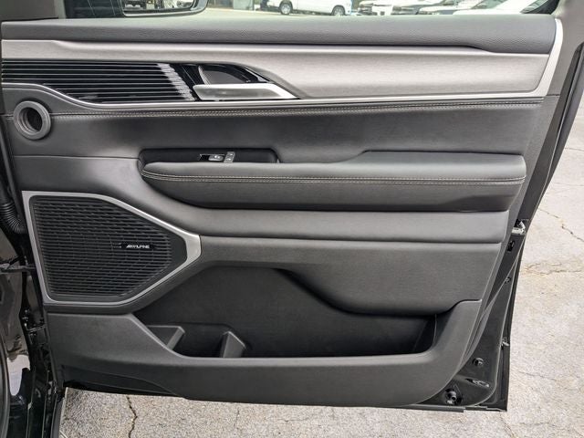 2026 Jeep Grand Wagoneer L Base