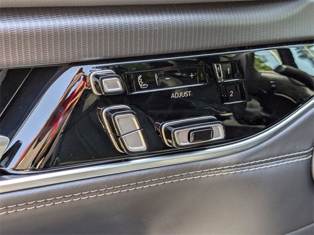 2024 Jeep Grand Wagoneer L Series II