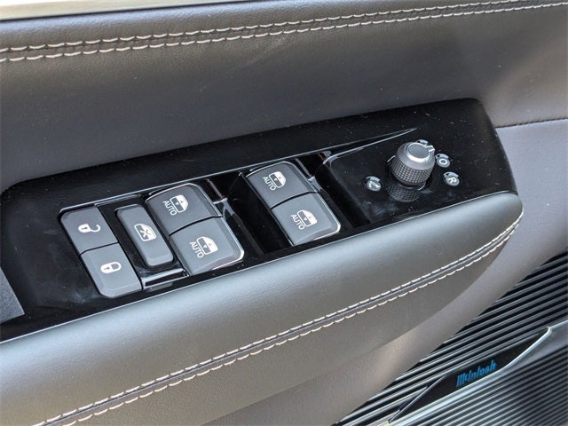 2024 Jeep Grand Wagoneer L Series II