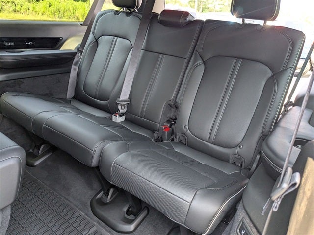 2024 Jeep Grand Wagoneer L Series II