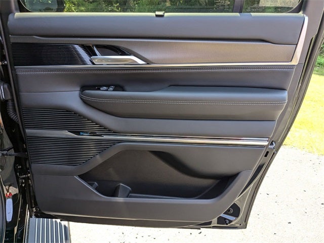 2024 Jeep Grand Wagoneer L Series II