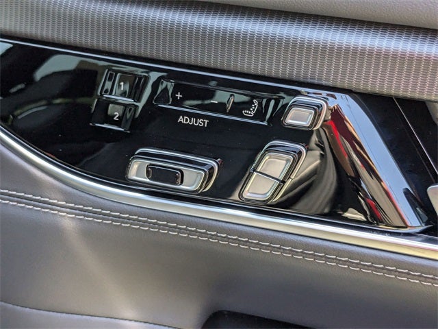 2024 Jeep Grand Wagoneer L Series II