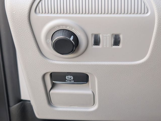 2026 Jeep Grand Wagoneer Base