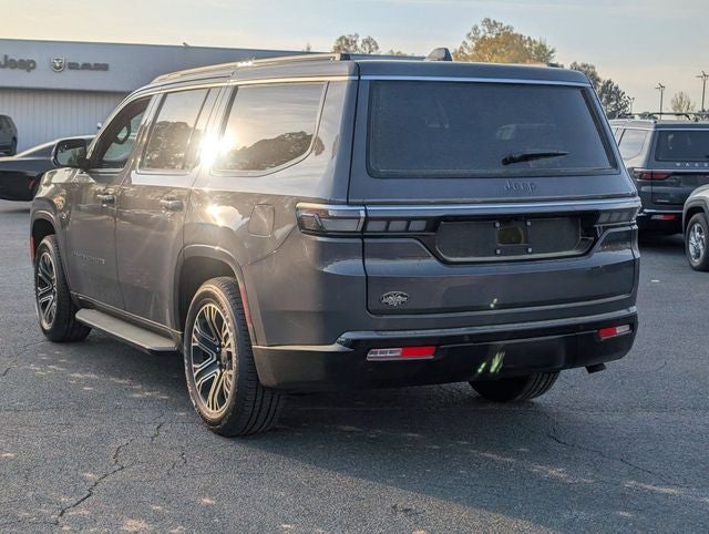 2026 Jeep Grand Wagoneer Base