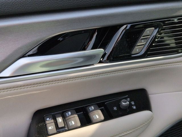 2026 Jeep Grand Wagoneer Base