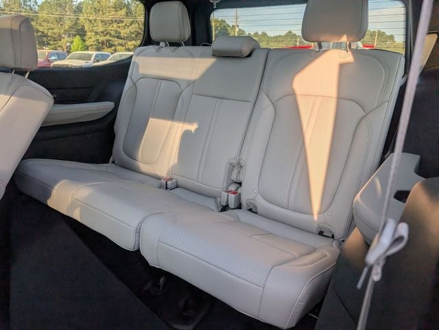 2026 Jeep Grand Wagoneer Base