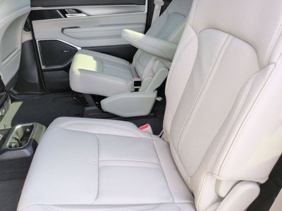 2026 Jeep Grand Wagoneer Base