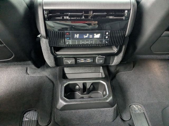 2026 Jeep Grand Wagoneer Base