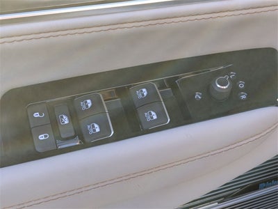 2026 Jeep Grand Wagoneer Base