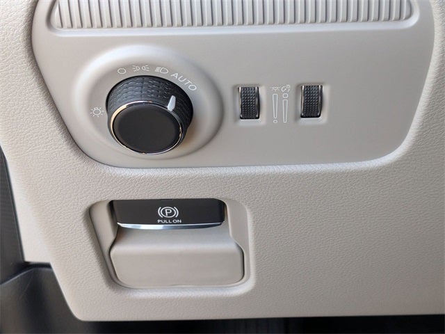 2026 Jeep Grand Wagoneer Base