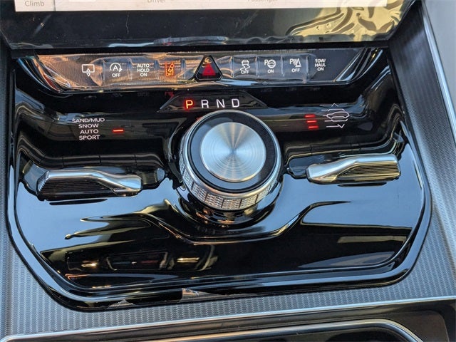 2026 Jeep Grand Wagoneer Base