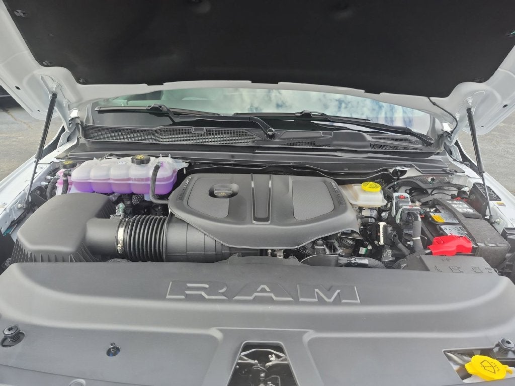 2027 RAM 1500 Big Horn/Lone Star