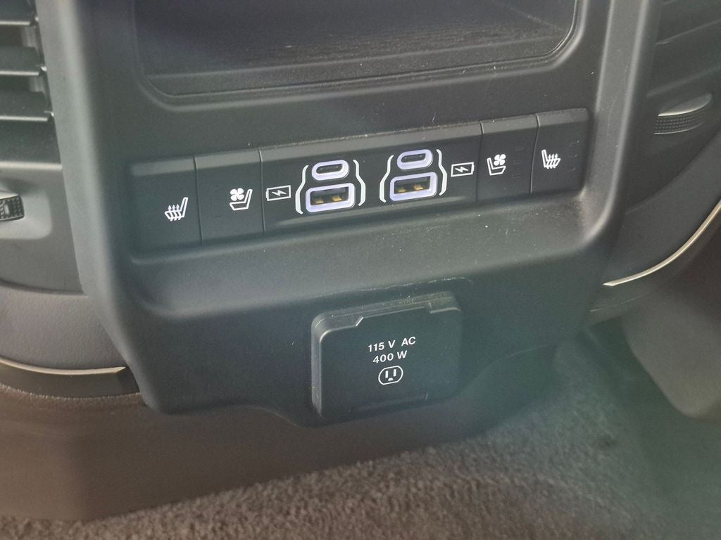 2025 RAM 1500 Limited