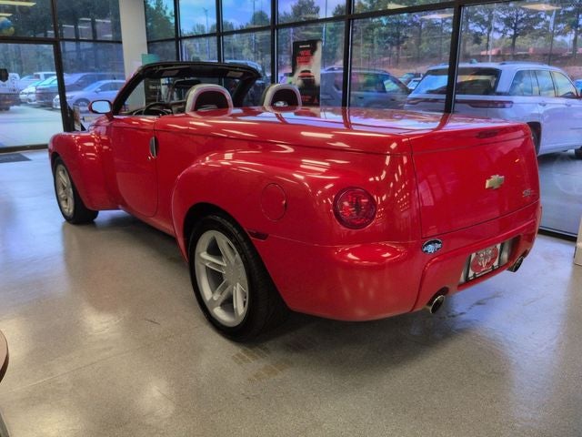 2004 Chevrolet SSR Base