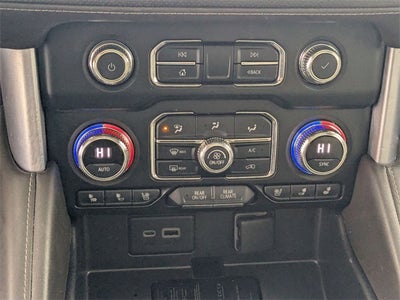 2021 GMC Yukon XL SLT