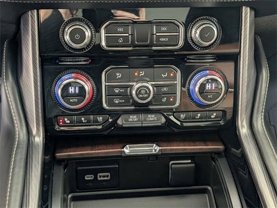 2023 GMC Yukon XL Denali Ultimate