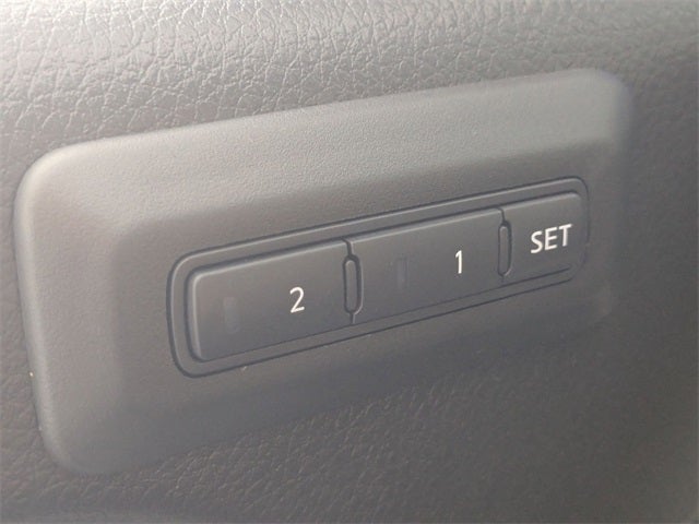 2024 Nissan Titan Platinum Reserve