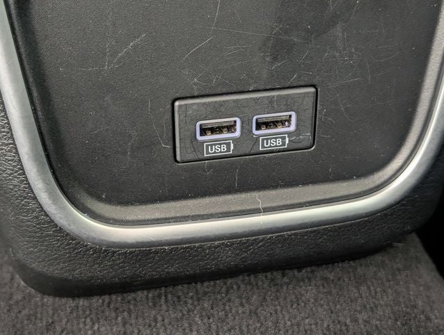 2022 Chrysler 300 Touring