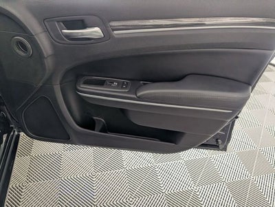 2022 Chrysler 300 Touring