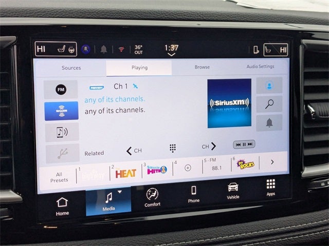 2026 Chrysler Pacifica Select