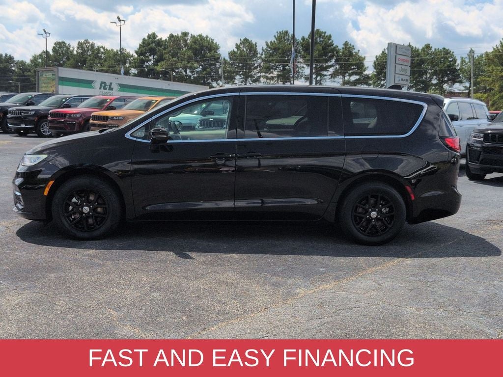 2024 Chrysler Pacifica Touring L