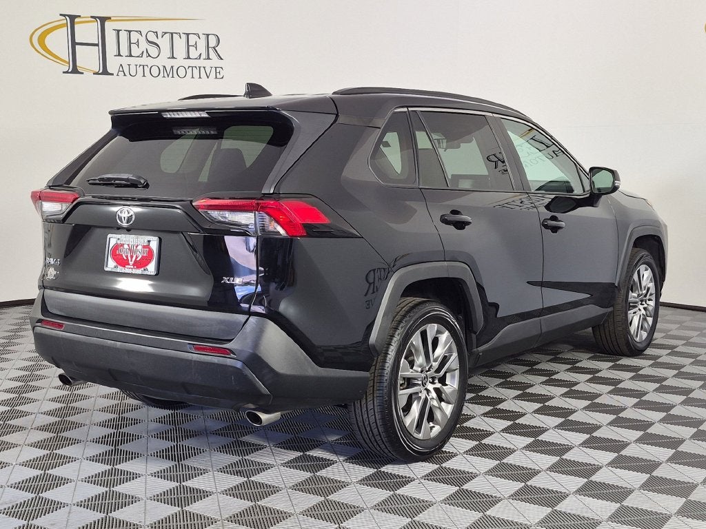 2021 Toyota RAV4 XLE Premium