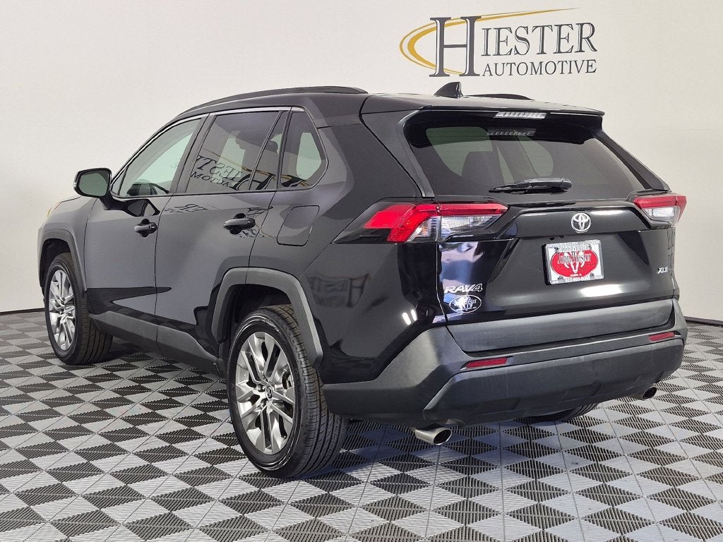 2021 Toyota RAV4 XLE Premium