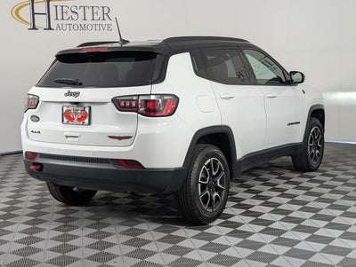 2025 Jeep Compass Trailhawk