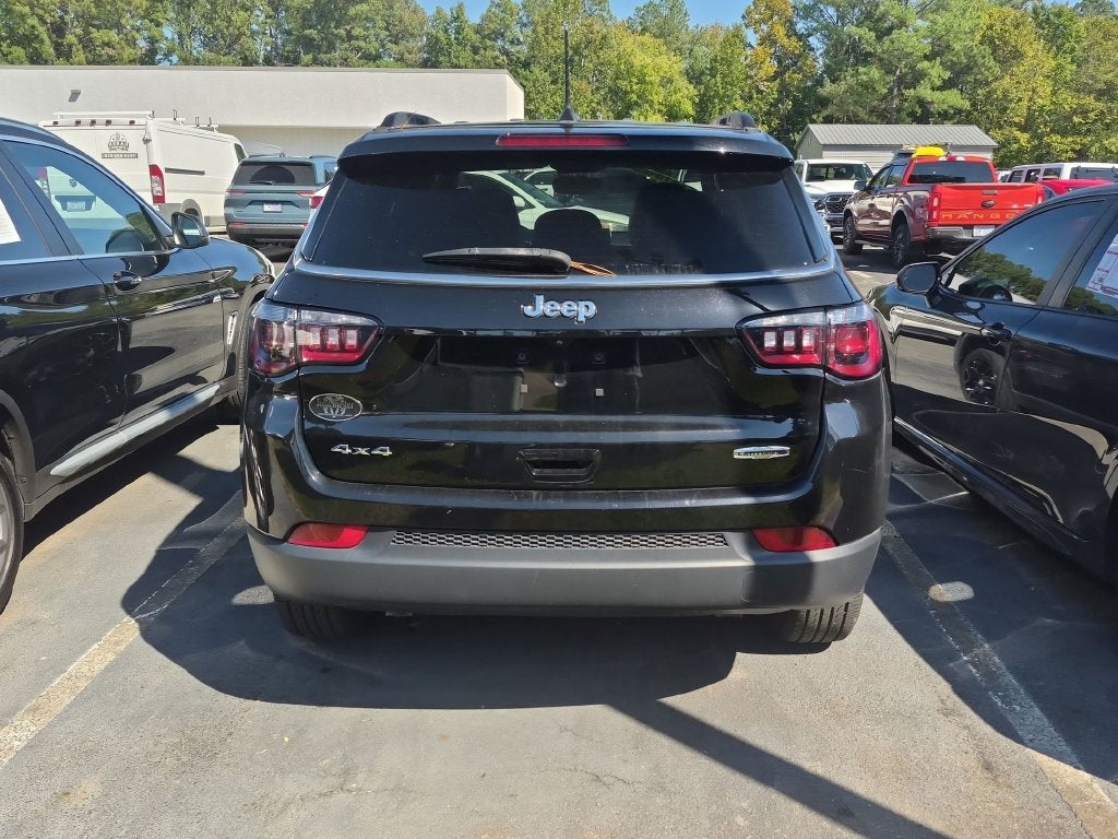 2023 Jeep Compass Latitude Lux