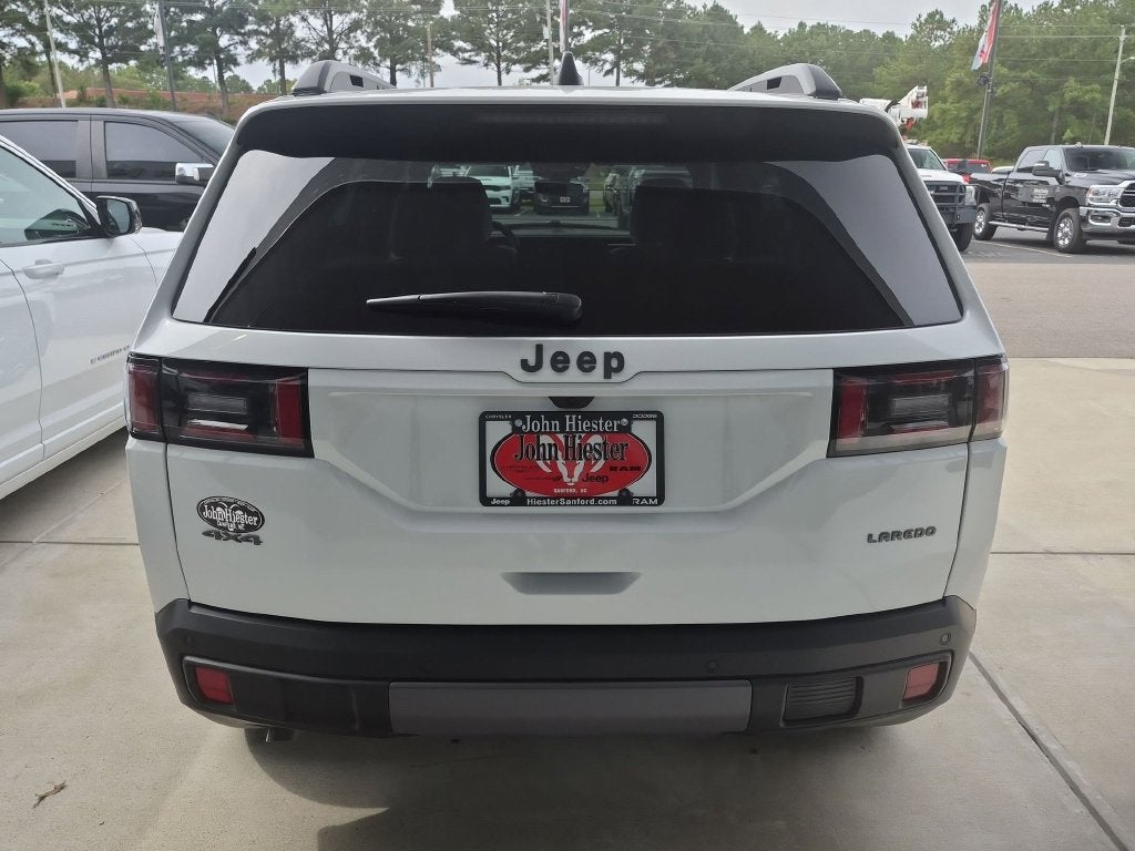 2026 Jeep Cherokee Laredo