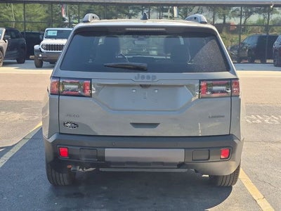 2026 Jeep Cherokee Laredo