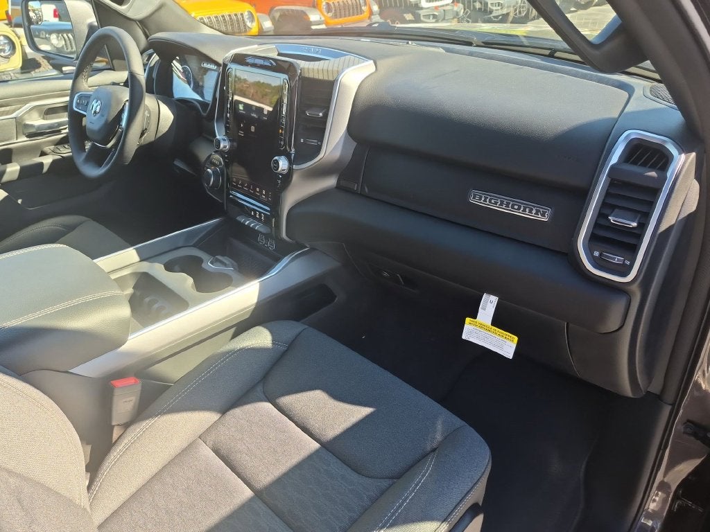 2027 RAM 1500 Big Horn/Lone Star
