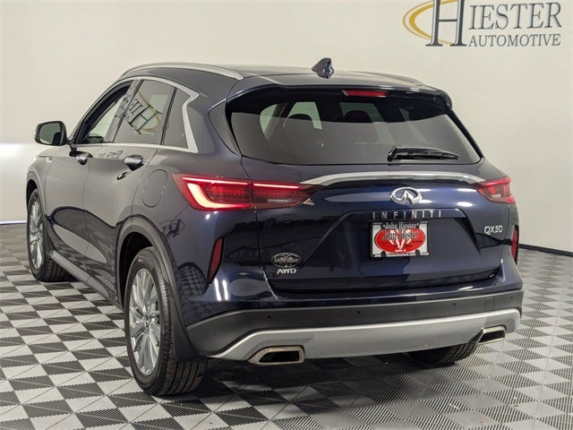 2023 INFINITI QX50 LUXE