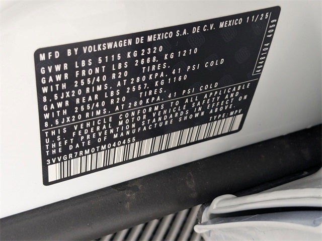 2026 Volkswagen Tiguan 2.0T SE R-Line Black