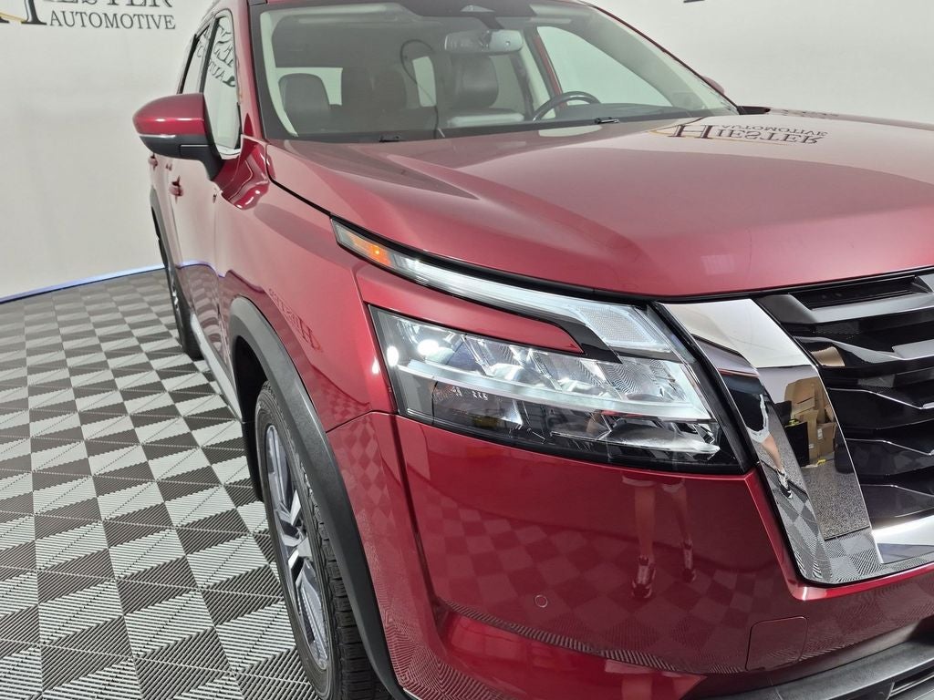 2022 Nissan Pathfinder Platinum