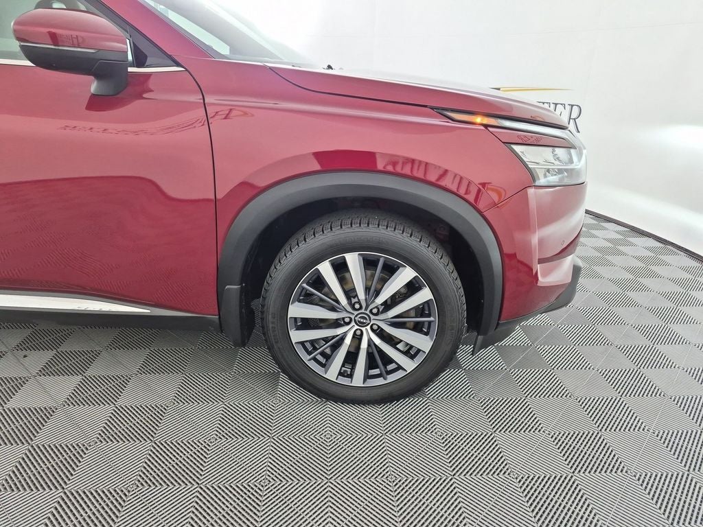 2022 Nissan Pathfinder Platinum