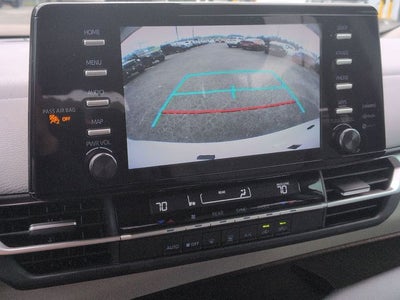 2024 Toyota Sienna LE 8 Passenger