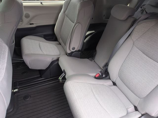 2024 Toyota Sienna LE 8 Passenger