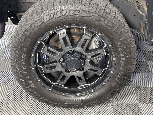 2017 Toyota Tundra SR5