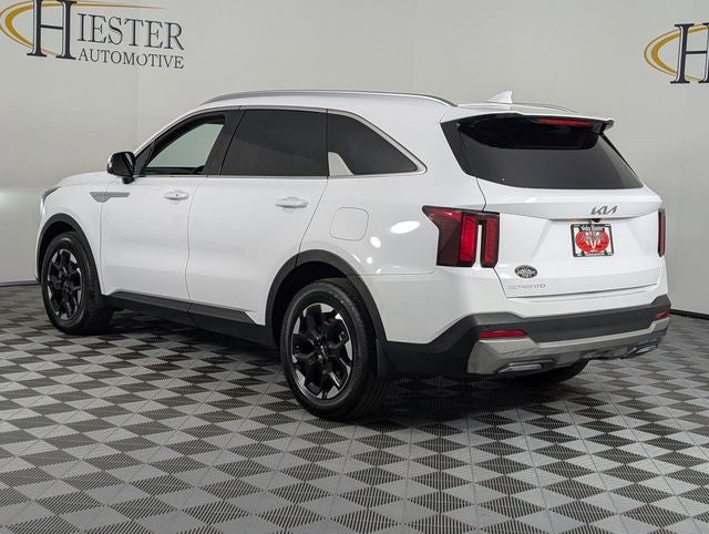 2025 Kia Sorento S