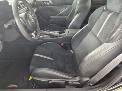 2025 Toyota GR86 Premium