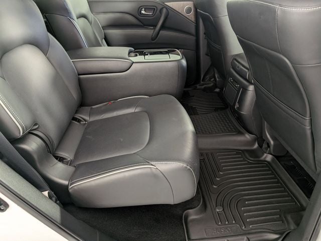 2023 INFINITI QX80 Premium Select
