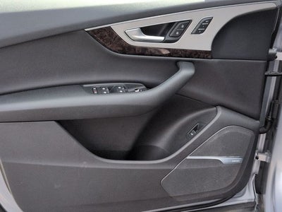 2019 Audi Q7 45 Premium Plus quattro