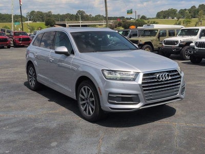 2019 Audi Q7 45 Premium Plus quattro