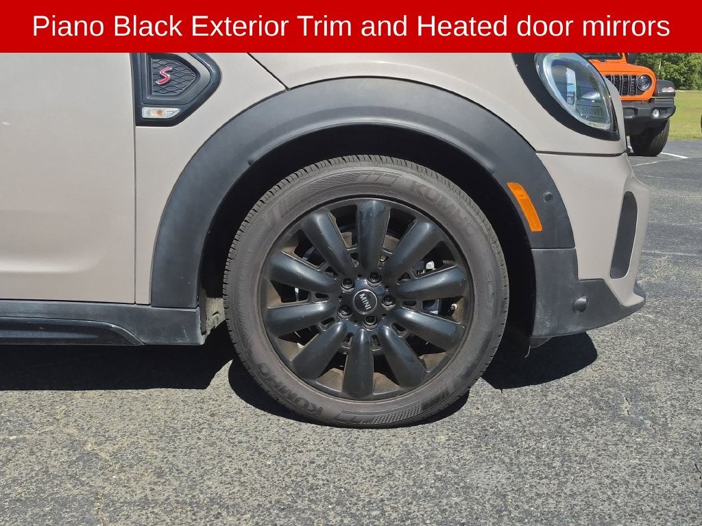 2024 MINI Cooper S Countryman Iconic