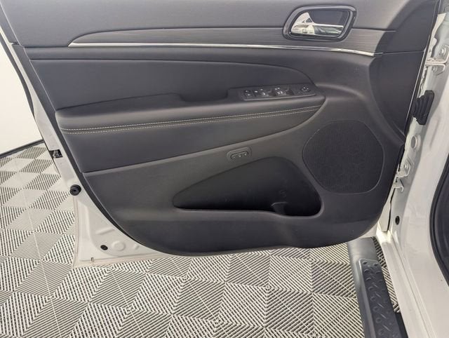 2021 Jeep Grand Cherokee 80th Anniversary