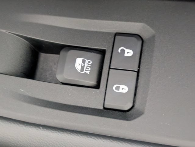 2023 Jeep Grand Cherokee L Limited 4x2