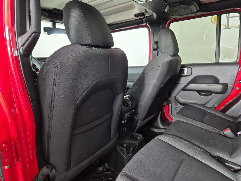 2023 Jeep Gladiator Overland 4x4