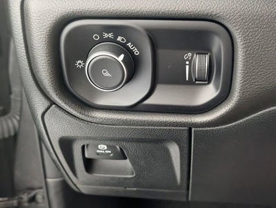 2023 RAM 1500 Big Horn Crew Cab 4x4 5'7" Box